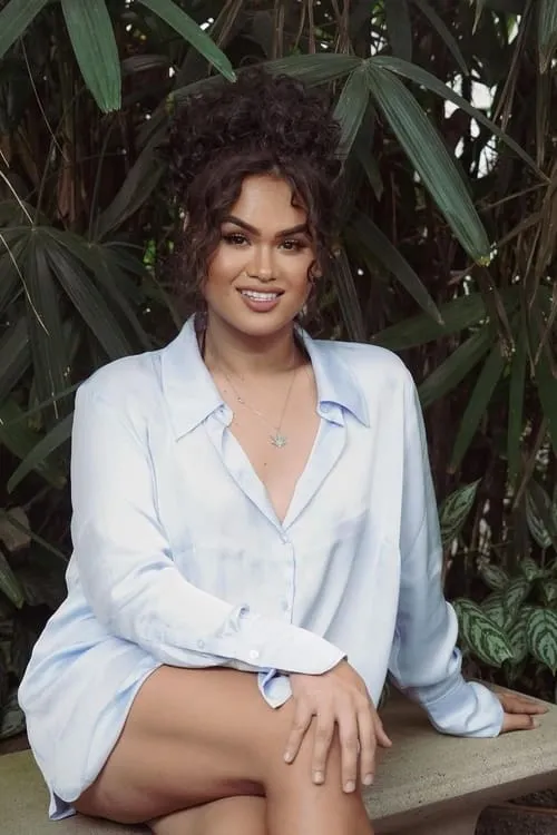 Miss Kay — personaje: Self