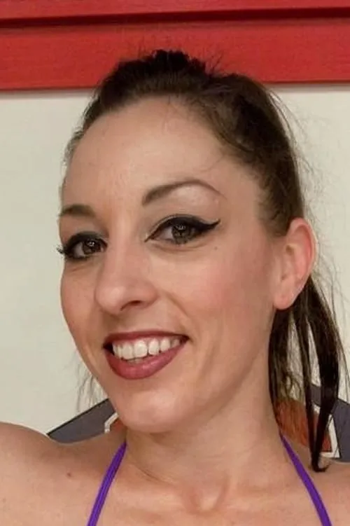 Ashlee Juliet ha trabajado con Mistress Kara en 1 ocasiones