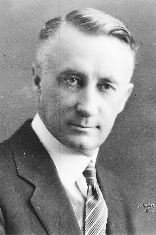 Joseph Anthony ha trabajado con Mitchell Ingraham en 1 ocasiones