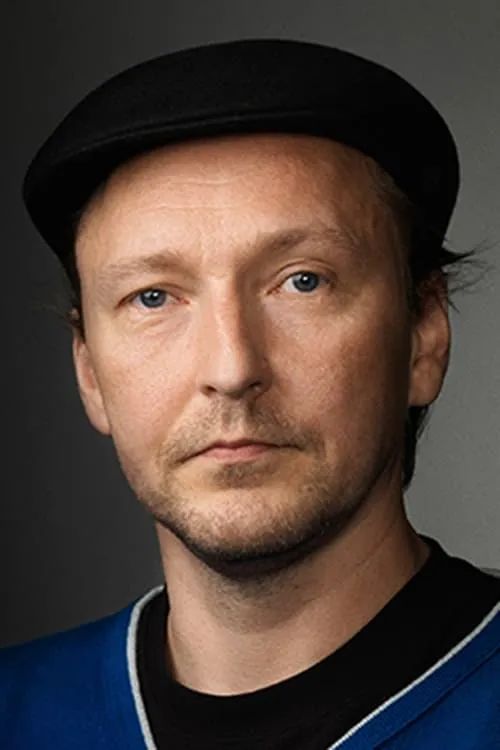 Sampo Kerola ha trabajado con Mitja Sirén en 1 ocasiones