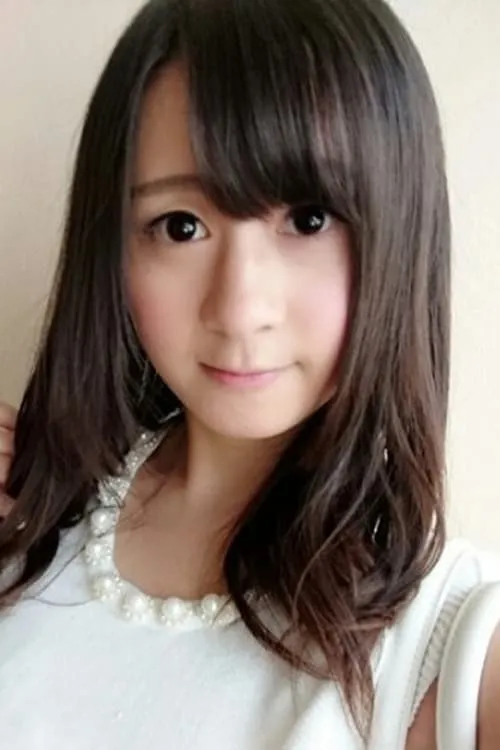 Moa Hoshizora interpretando a