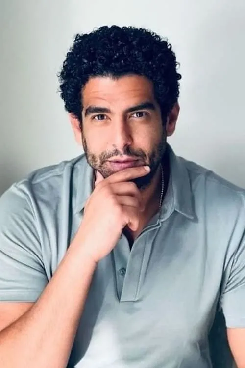 محمد الكيلاني — personaje: ????