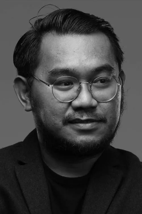 Mohammad Irfan Ramly interpretando a Self