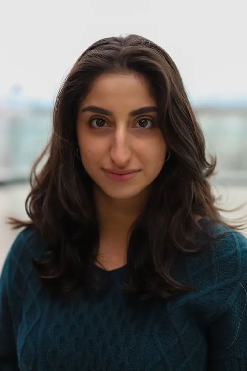 Mojeane Sadr interpretando a Sadia