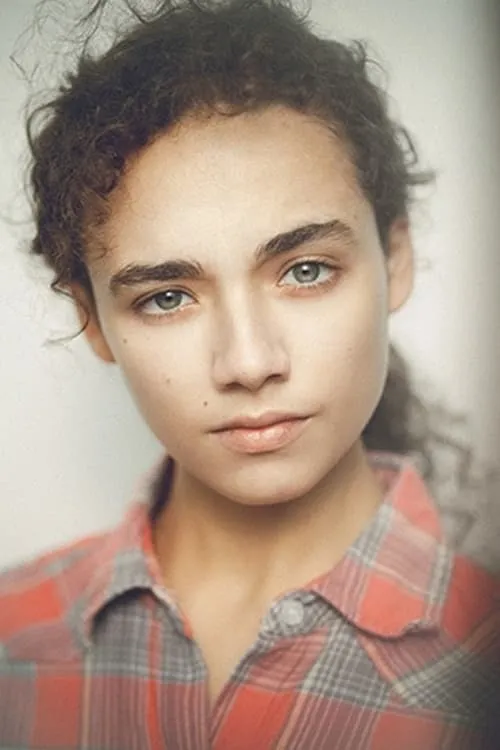 Julia Wentzel Olsen ha trabajado con Mollie Lambert en 1 ocasiones