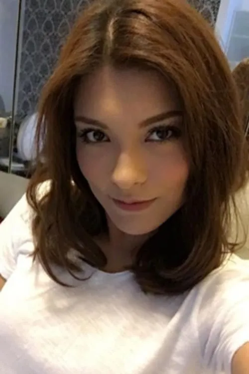 Mona Allen interpretando a Jamizan