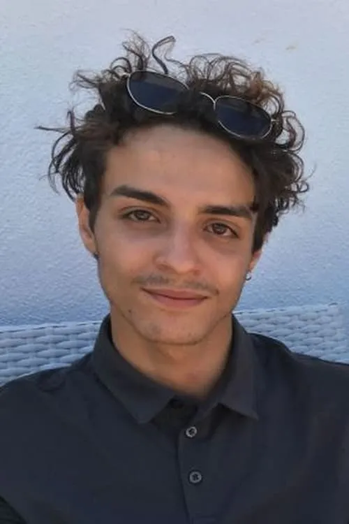 Enzo Lemartinet ha trabajado con Moncef Farfar en 1 ocasiones