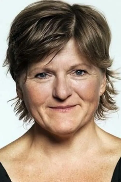 Monique Gosselin interpretando a N