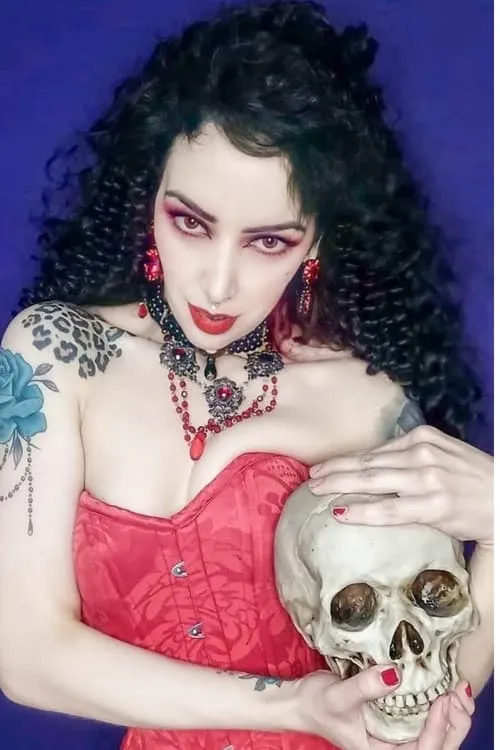 Alice Tarsitano ha trabajado con Monique Pereira en 1 ocasiones