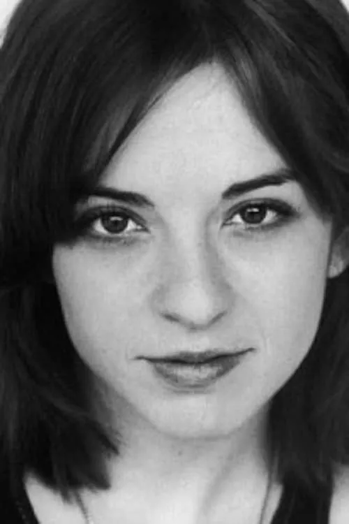 Morgan Nagler interpretando a Self