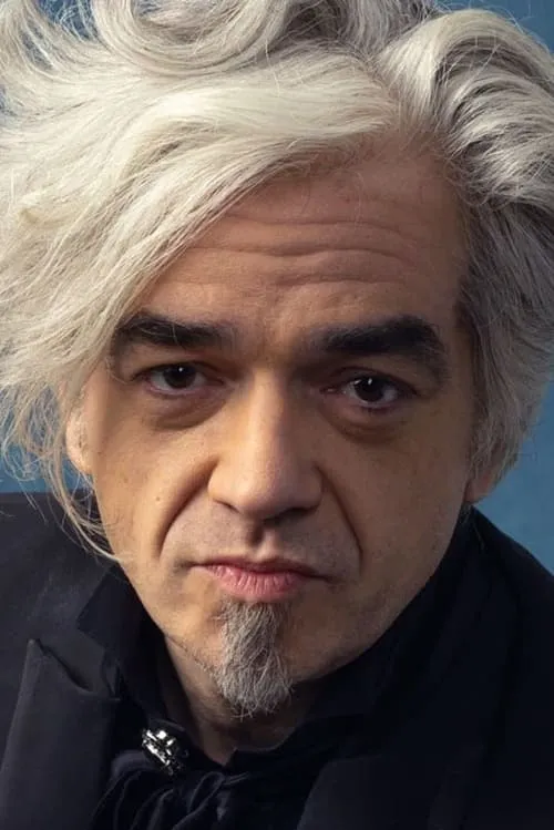 Morgan interpretando a Milan Agustin