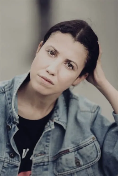 David Benhamou ha trabajado con Morgane Housset en 1 ocasiones