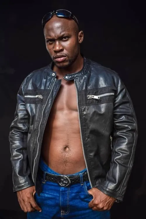 Elbas Manuana ha trabajado con Moyindo Mpongo en 2 ocasiones