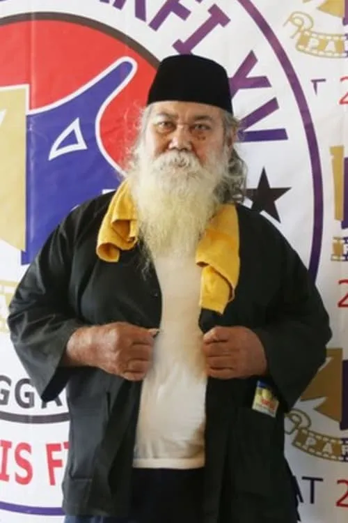 Muhajir Tompoh en su biografía y filmografía