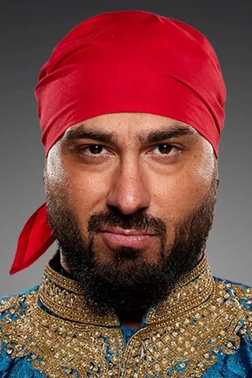 Munraj Sahota interpretando a Campaign Singh