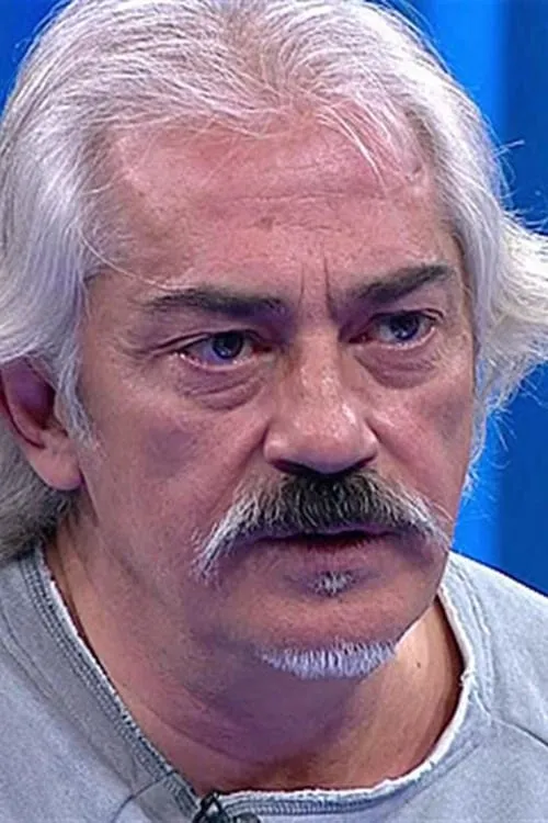 Istemihan Tuna ha trabajado con Mustafa Altıoklar en 1 ocasiones