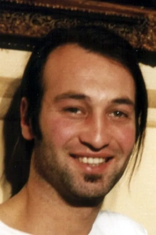 Serhat Üstündag ha trabajado con Mustafa Dok en 1 ocasiones