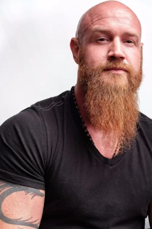 Mya Levels ha trabajado con Myrom Kingery en 1 ocasiones