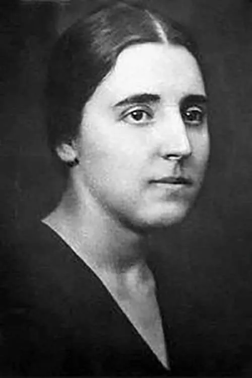 Timothy Smallwood ha trabajado con Nadezhda Alliluyeva en 1 ocasiones