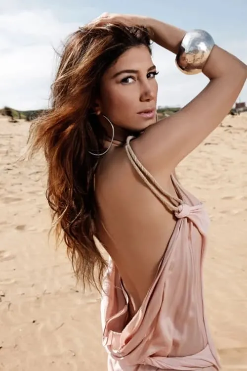 Nadide Sultan en su biografía y filmografía