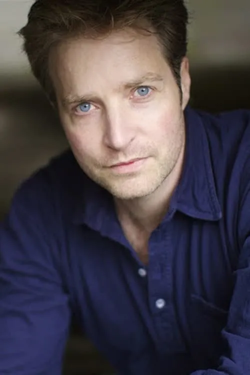 Nadir Legrand interpretando a Professeur école hôtelière