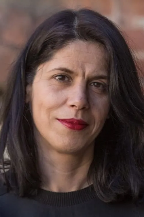 Merve Dizdar ha trabajado con Nalan Kuruçim en 1 ocasiones