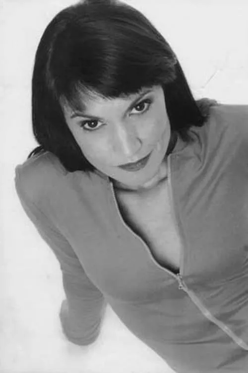 Khujo ha trabajado con Nancye Ferguson en 1 ocasiones