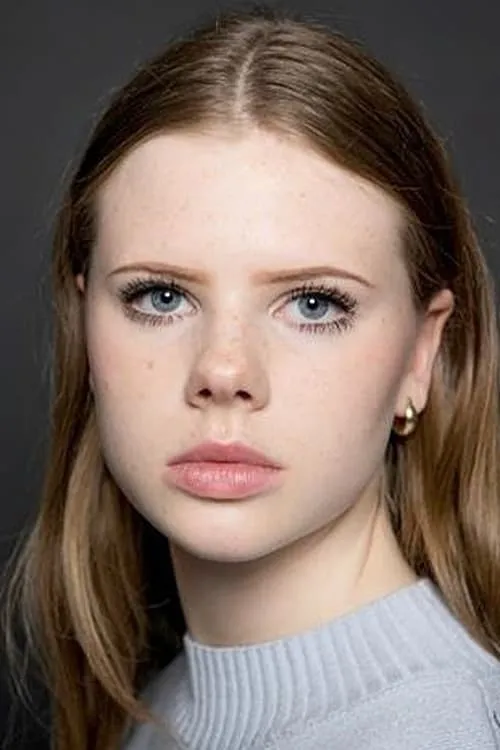 Julia Lyskova Juhlin ha trabajado con Naomi Bethke en 1 ocasiones