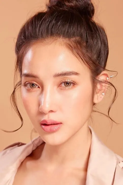 Napapa Tantrakul interpretando a 