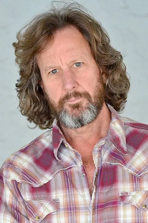 Grace Caroline Currey ha trabajado con Natalia Safran en 2 ocasiones