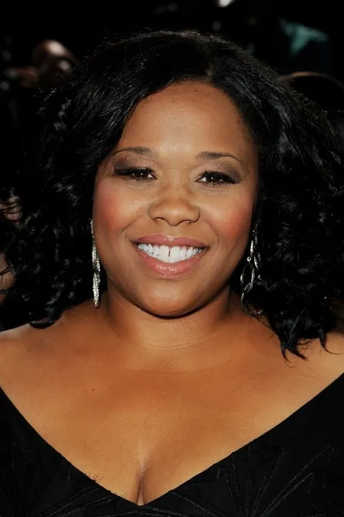 Natalie Desselle-Reid interpretando a Minerva