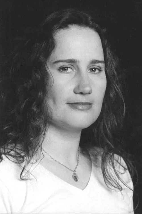 Rhidian Bridge ha trabajado con Natalie Hallam en 1 ocasiones