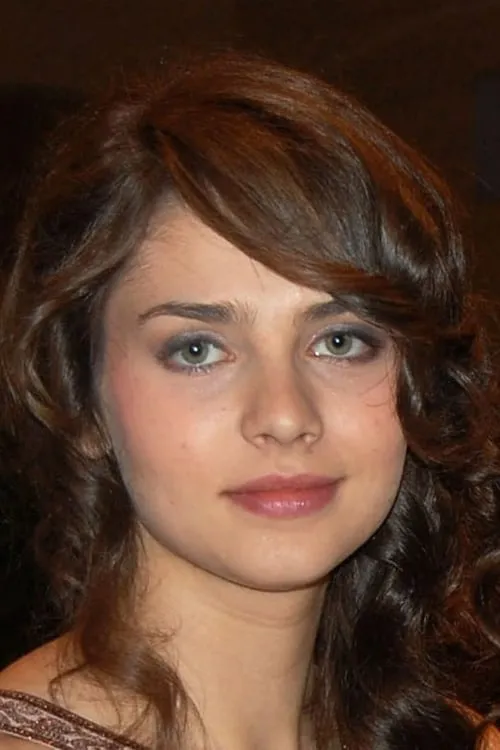 Nataša Petrović interpretando a Samira