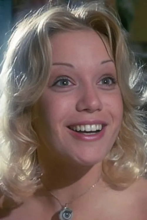 Nathalie Zeiger interpretando a Ludmilla