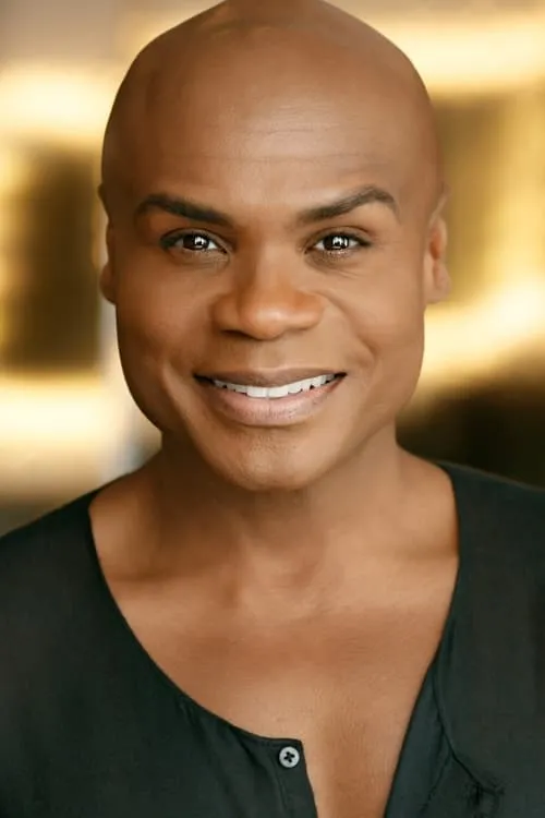Nathan Lee Graham interpretando a Geoff