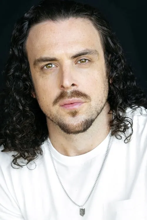 James Patrick Nelson ha trabajado con Nathan Wallace en 1 ocasiones