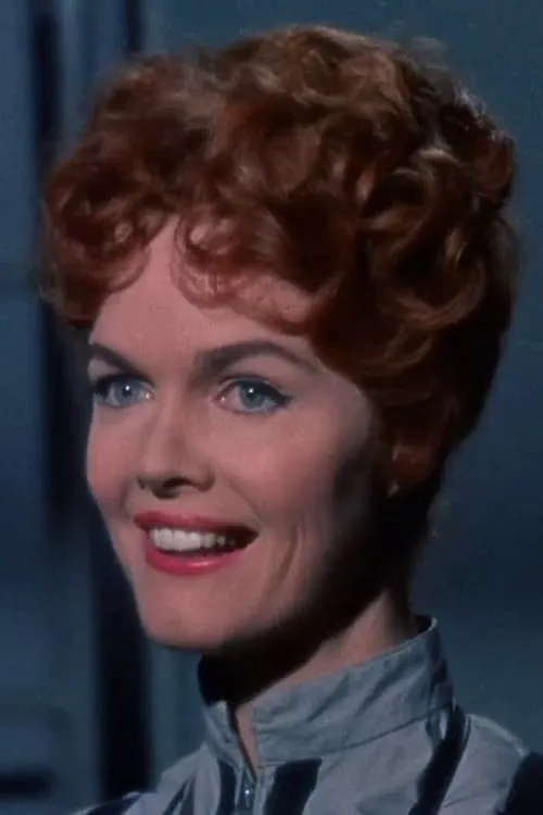 Naura Hayden interpretando a P.K.