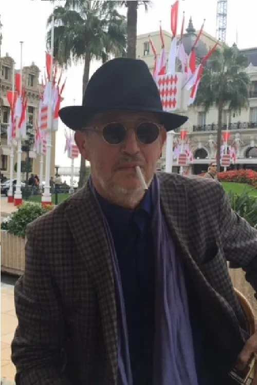 Nebojša Pajkić interpretando a Nikola Krakov