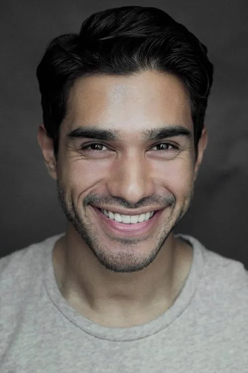 Neet Mohan interpretando a Sandeep