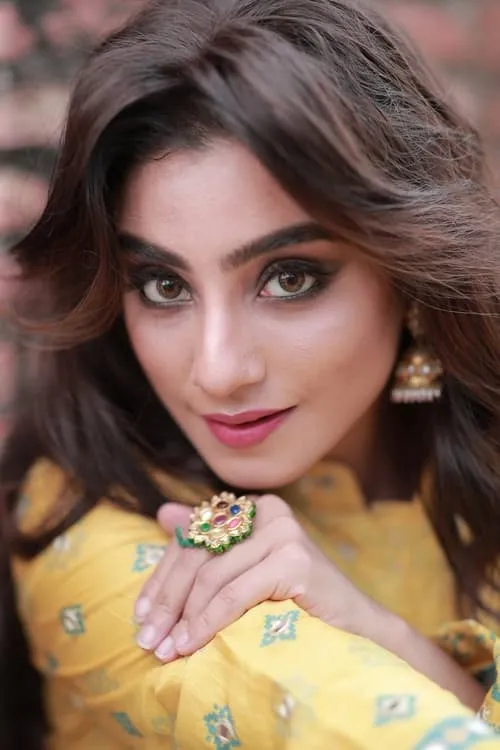Neha Marda — personaje: Shubhra Chaddha