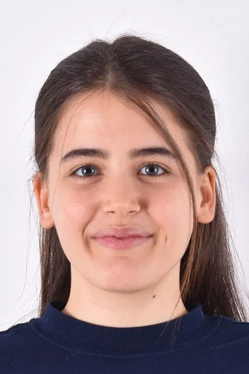 Eda Döger ha trabajado con Nehir Gökdemir en 1 ocasiones