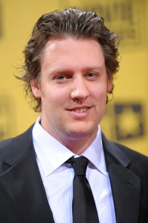 Neill Blomkamp interpretando a Self
