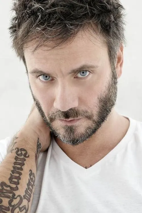 Nek — personaje: Ospite