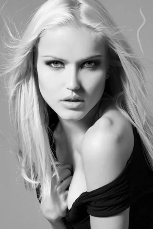 Vera Milanova ha trabajado con Neli Angelova en 1 ocasiones