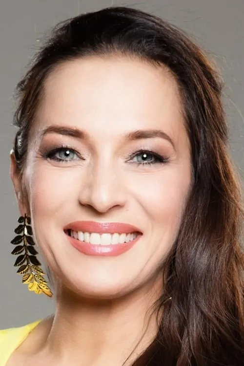 Csaba Pethes ha trabajado con Nelly Fésűs en 1 ocasiones