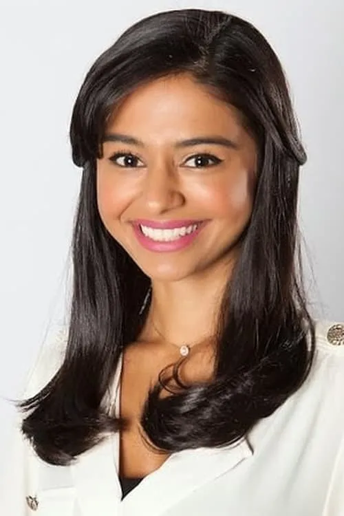 Nelufar Hedayat en su biografía y filmografía