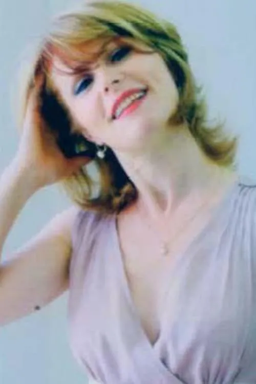 Nertila Koka interpretando a