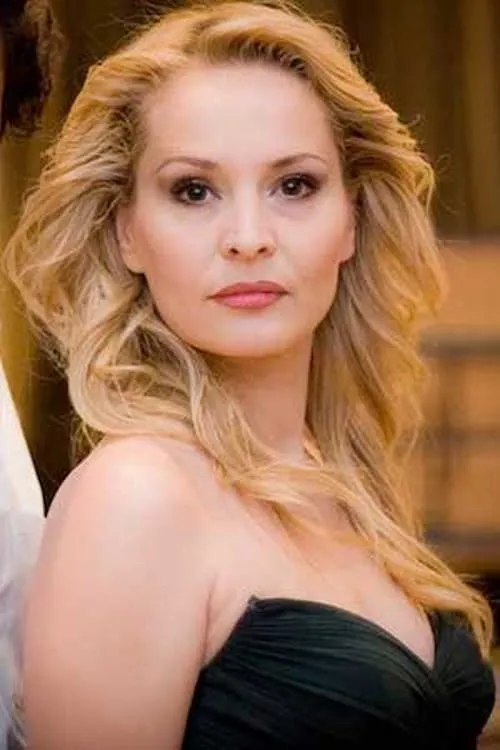 Neşe Beykent — personaje: Yelda Yigiter