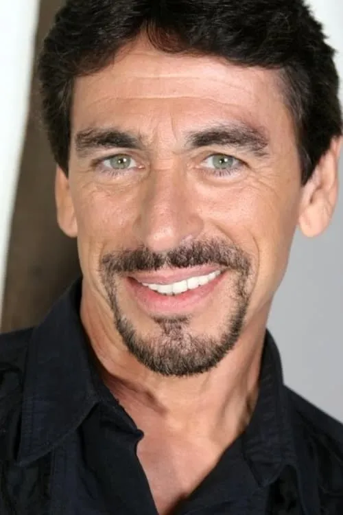 Nicholas Kadi en su biografía y filmografía