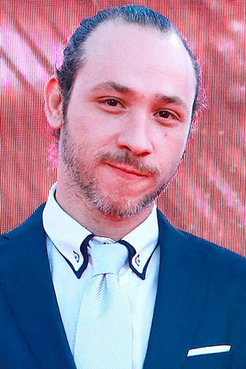 Gloria Benavides ha trabajado con Nicolás Bosman en 1 ocasiones